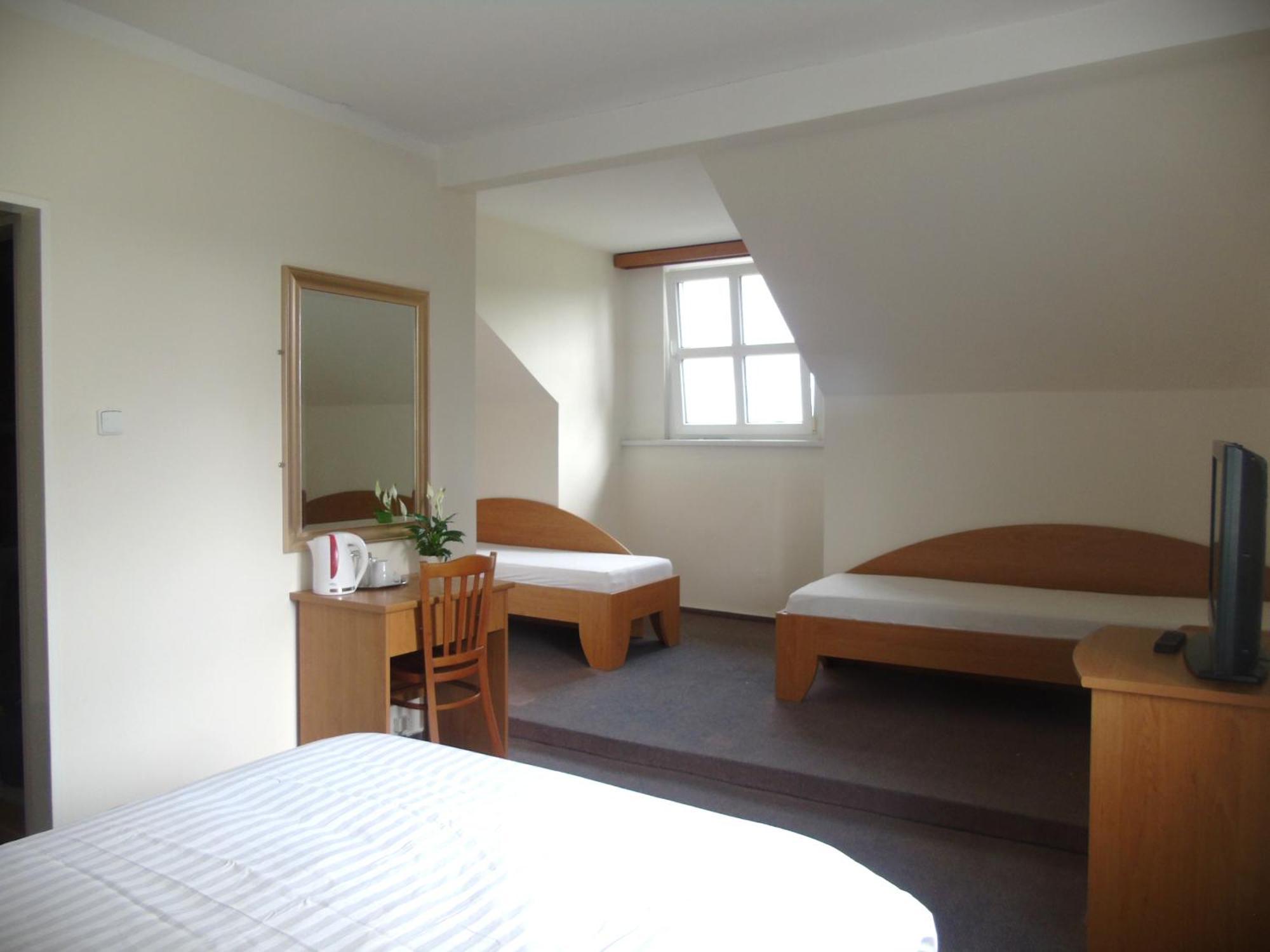 Toris Inn Trinec Esterno foto
