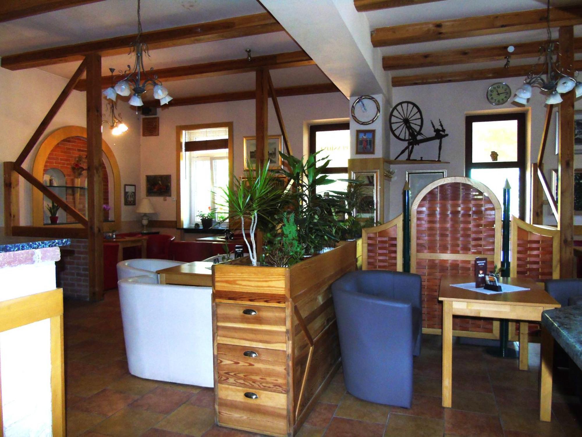Toris Inn Trinec Esterno foto
