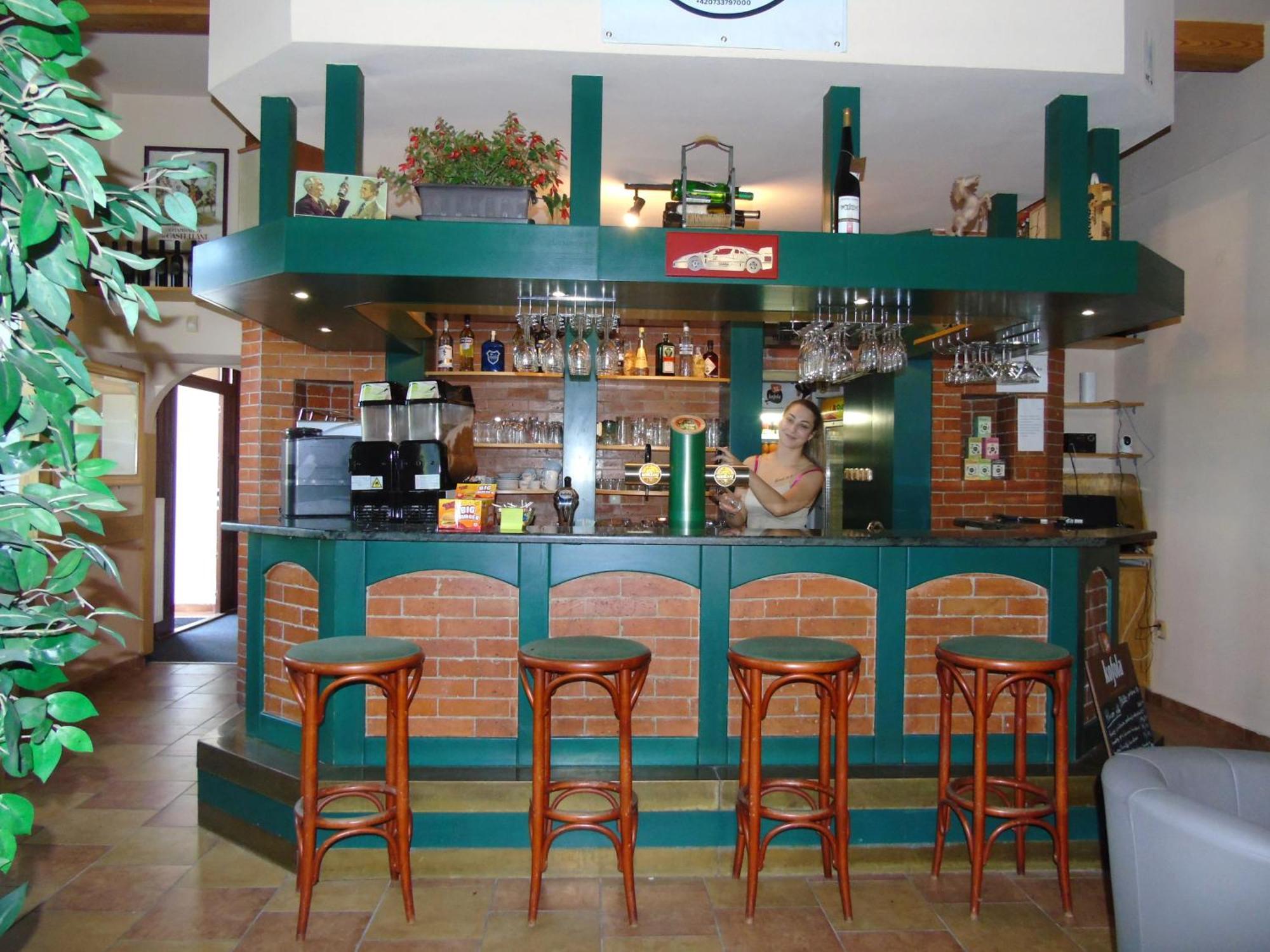Toris Inn Trinec Esterno foto